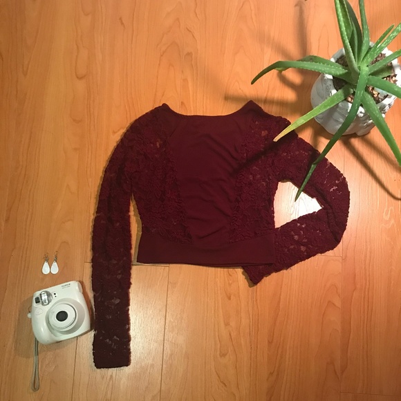 Wine Red Lace Long Sleeved Crop Top - Picture 3 of 3